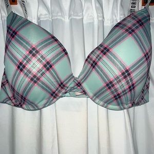 💕Victoria’s Secret Push Up Bra